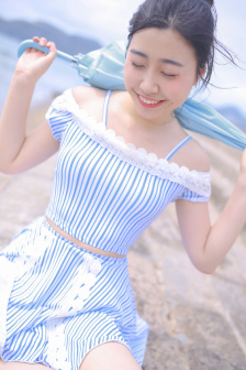 春潮烂熳海棠红